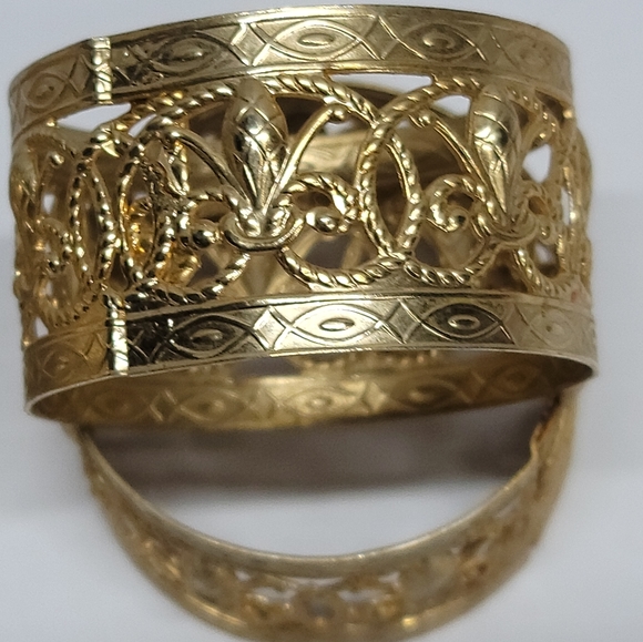 Set Of 6 Brass Filligree Napkin Rings - Picture 4 of 5